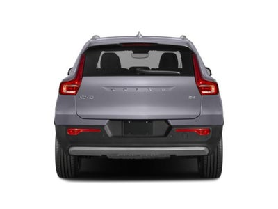 2023 Volvo XC40 B5 Ultimate Bright Theme
