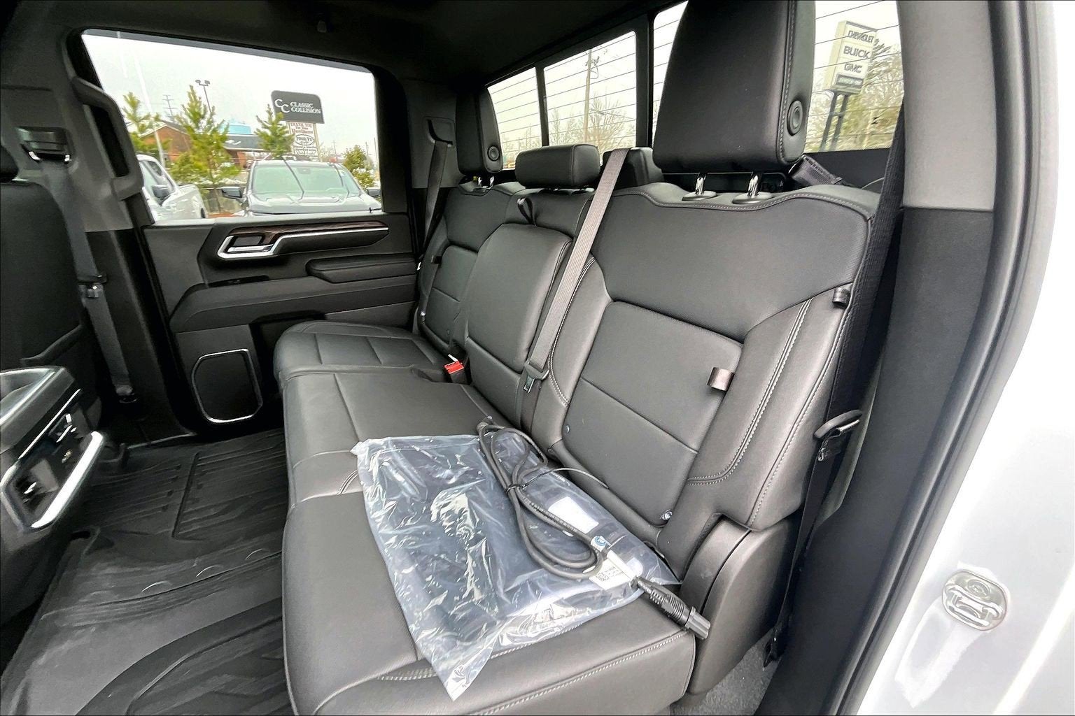 2025 GMC Sierra 3500HD SLT