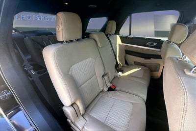 2017 Ford Explorer Base