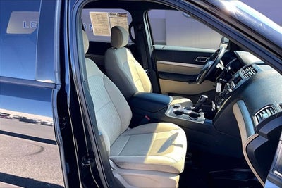 2017 Ford Explorer Base