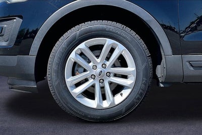 2017 Ford Explorer Base