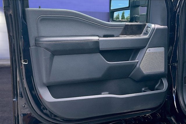 2023 Ford Super Duty F-250 SRW LARIAT