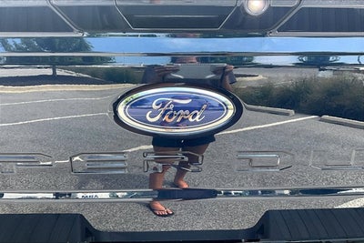 2023 Ford Super Duty F-250 SRW LARIAT