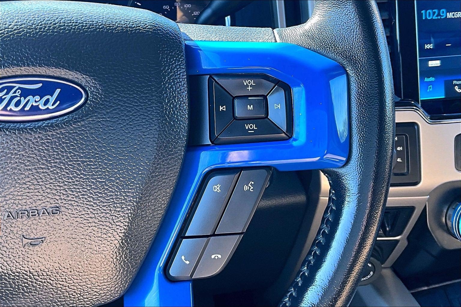 2022 Ford Super Duty F-350 SRW LARIAT