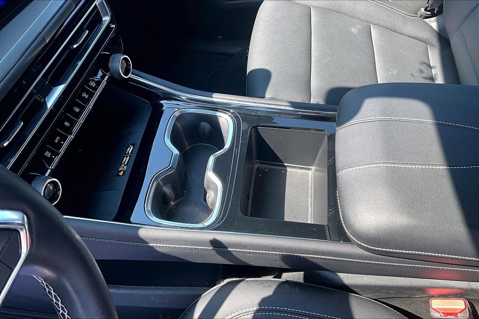2025 Chevrolet Traverse FWD LT