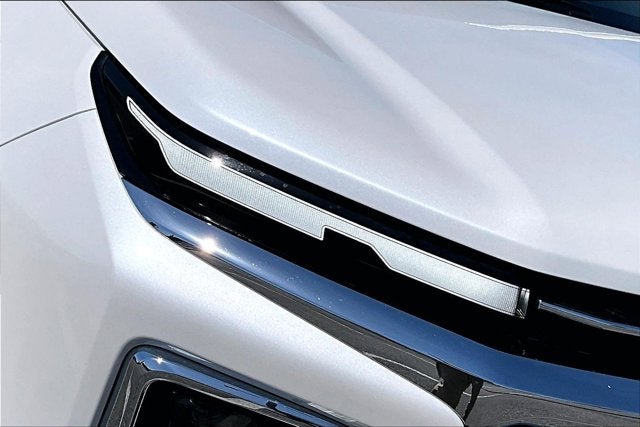 2025 Chevrolet Traverse AWD LT