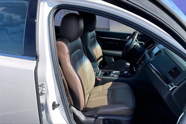 2013 Lincoln MKS Base