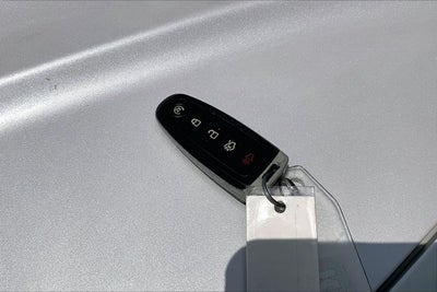 2013 Lincoln MKS Base