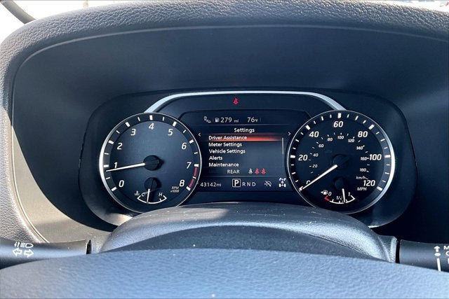 2024 Nissan Frontier SV