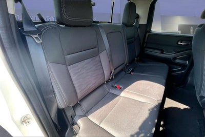 2024 Nissan Frontier SV