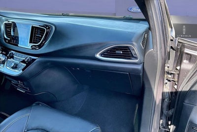 2019 Chrysler Pacifica Touring L Plus