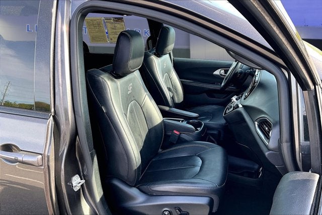 2019 Chrysler Pacifica Touring L Plus