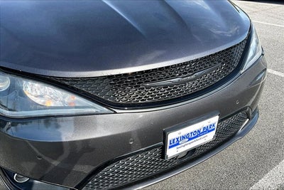 2019 Chrysler Pacifica Touring L Plus