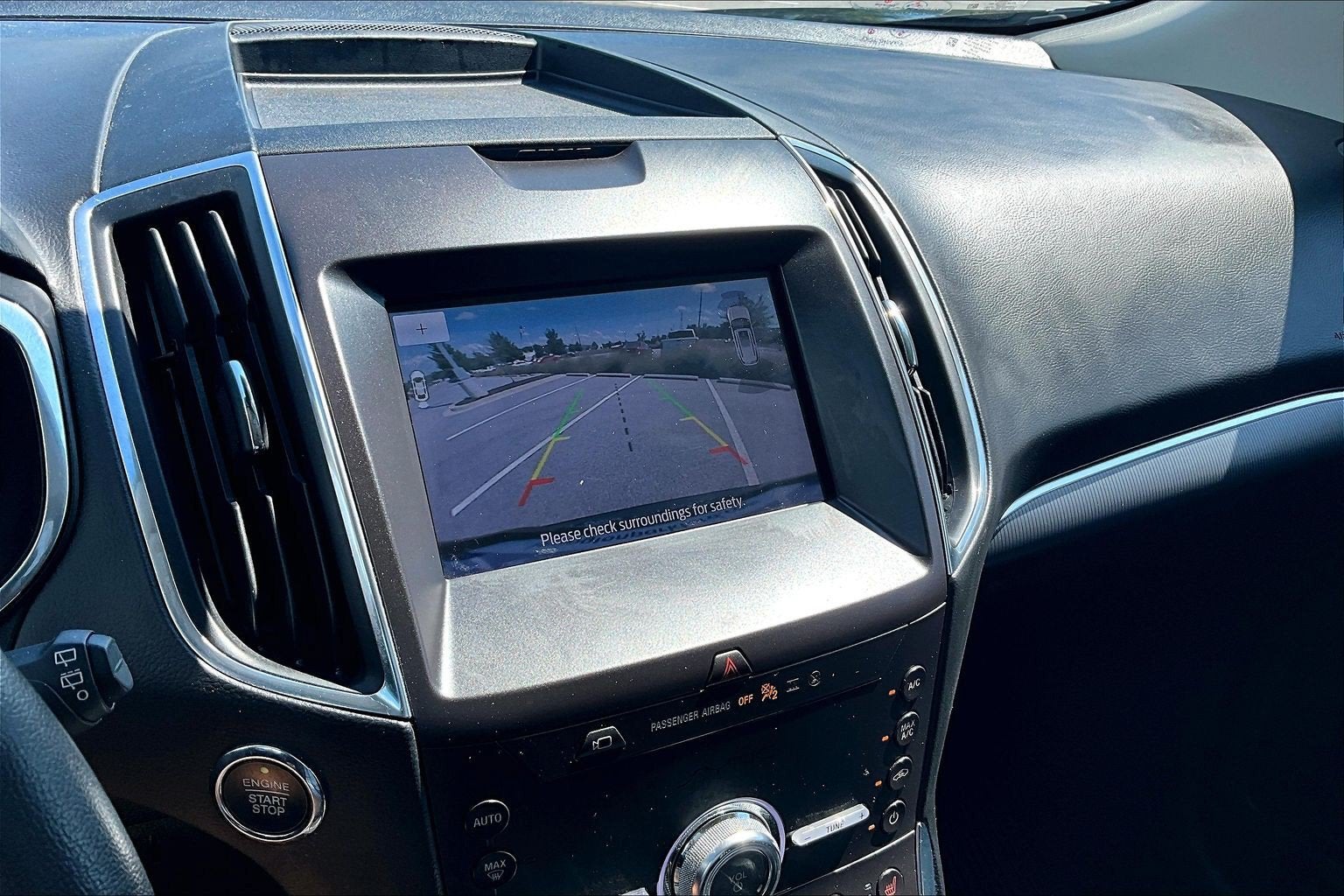 2020 Ford Edge Titanium