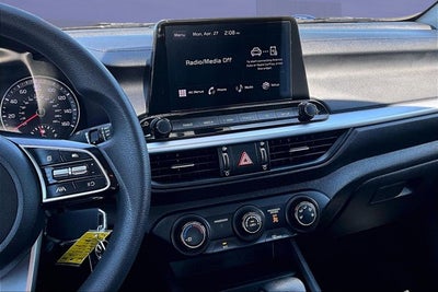 2024 Kia Forte LX