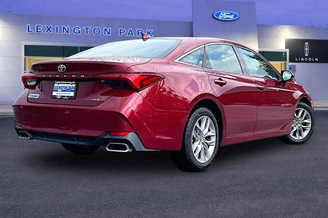 2019 Toyota Avalon XLE