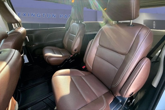 2019 Toyota Sienna Limited Premium
