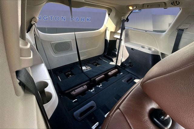 2019 Toyota Sienna Limited Premium
