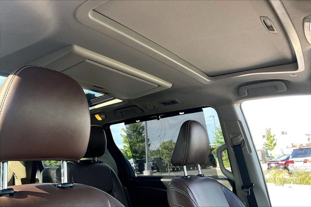 2019 Toyota Sienna Limited Premium