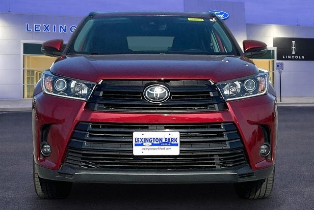 2019 Toyota Highlander Base