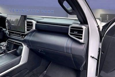 2025 Toyota Sequoia Base