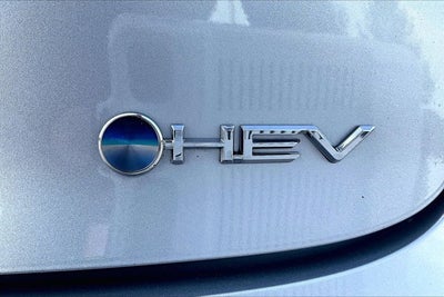 2024 Toyota Prius Base