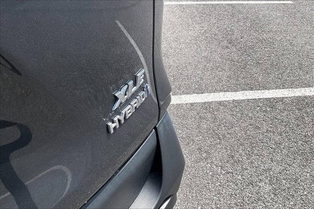 2021 Toyota RAV4 Hybrid XLE