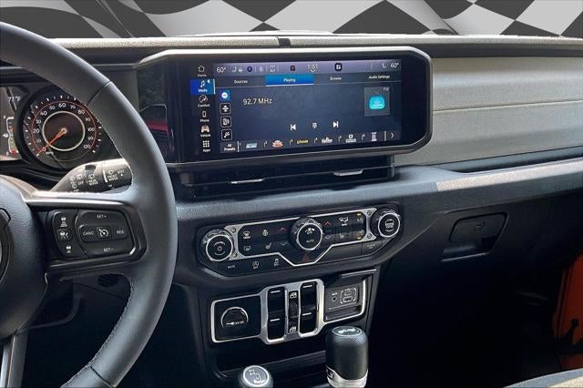 2025 Jeep Wrangler 4-Door Summit 4x4