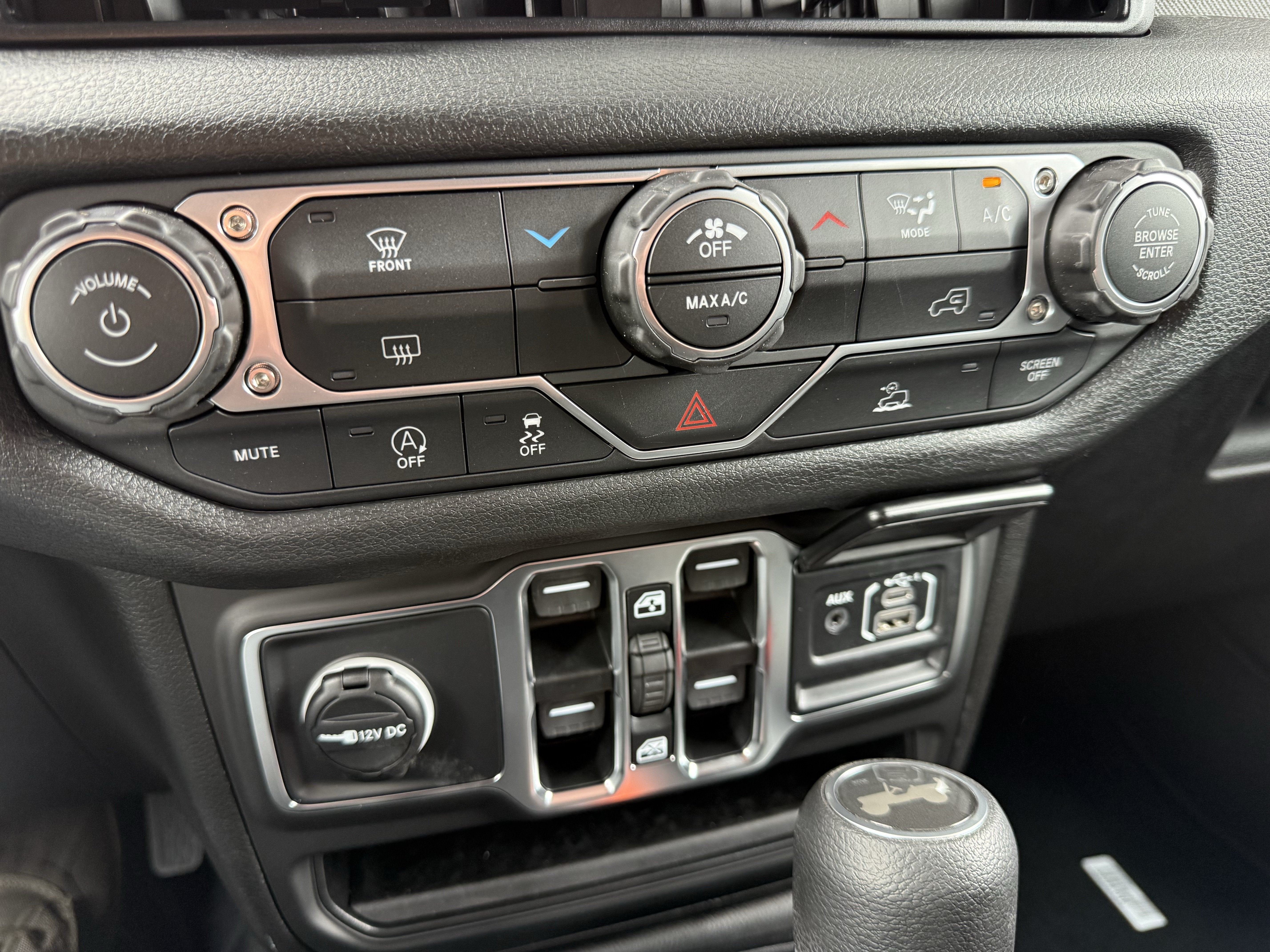 2027 Jeep Wrangler WRANGLER 4-DOOR SPORT S