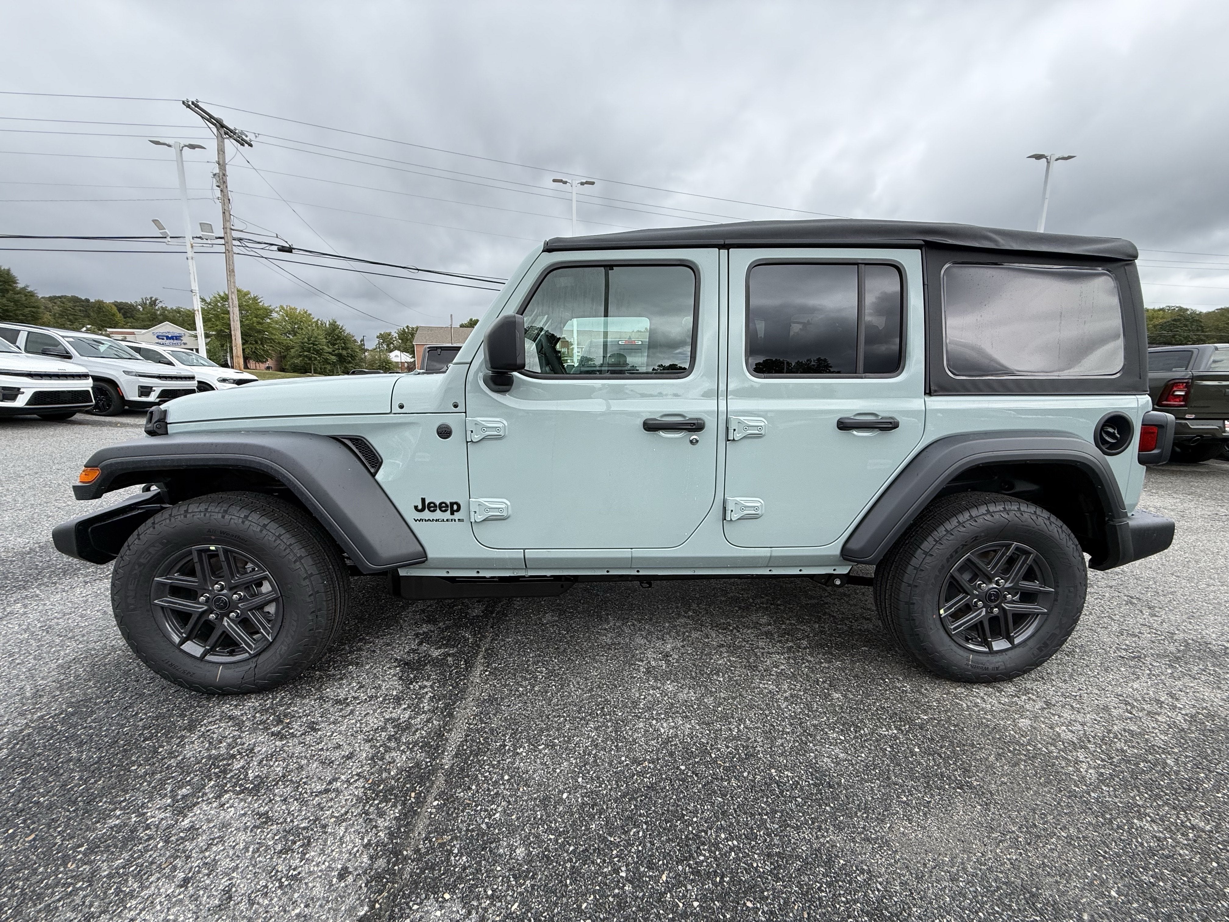2027 Jeep Wrangler WRANGLER 4-DOOR SPORT S