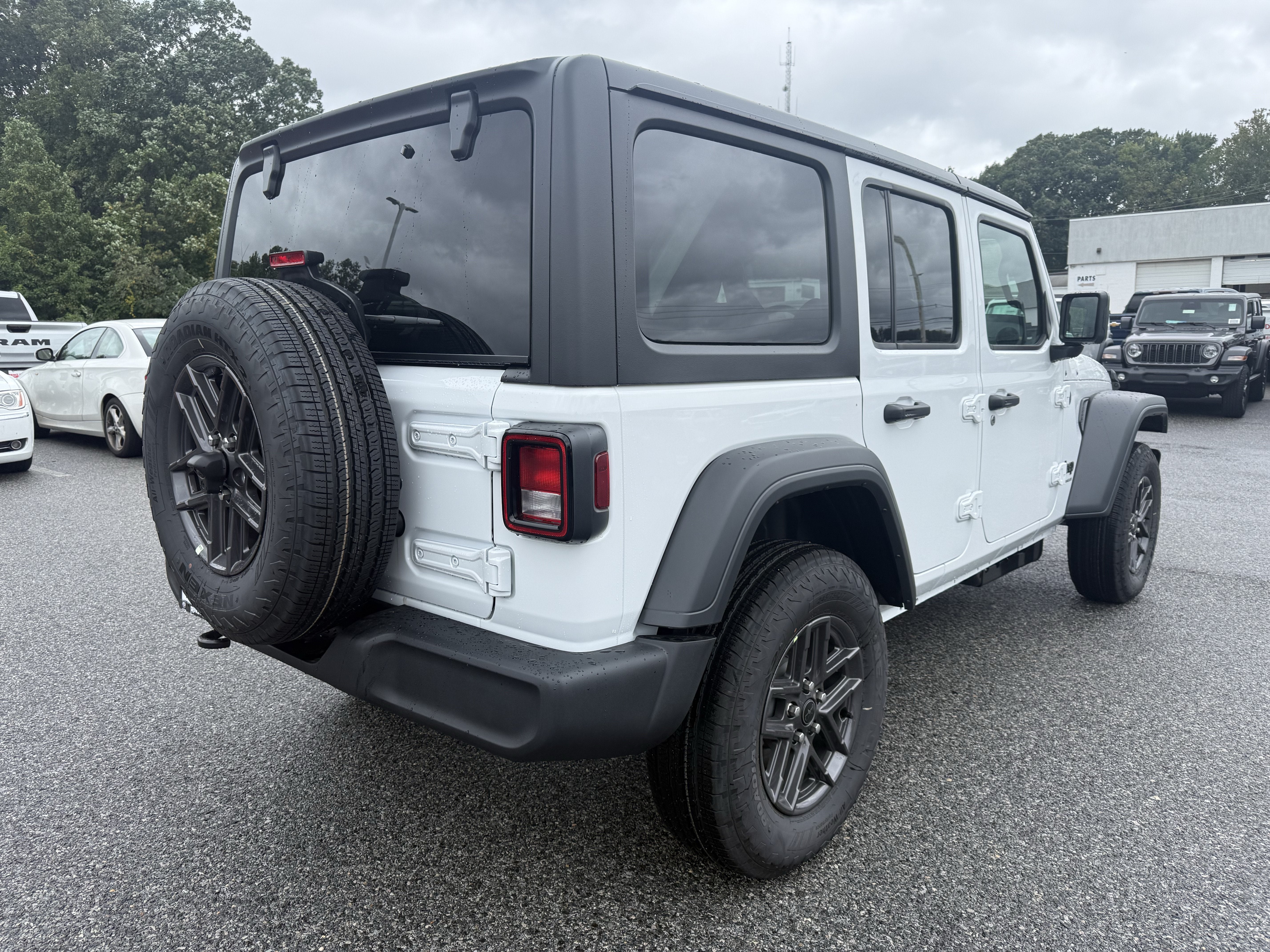 2027 Jeep Wrangler WRANGLER 4-DOOR SPORT S
