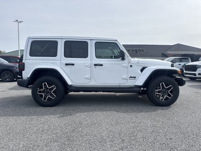 2027 Jeep Wrangler WRANGLER 4-DOOR SAHARA