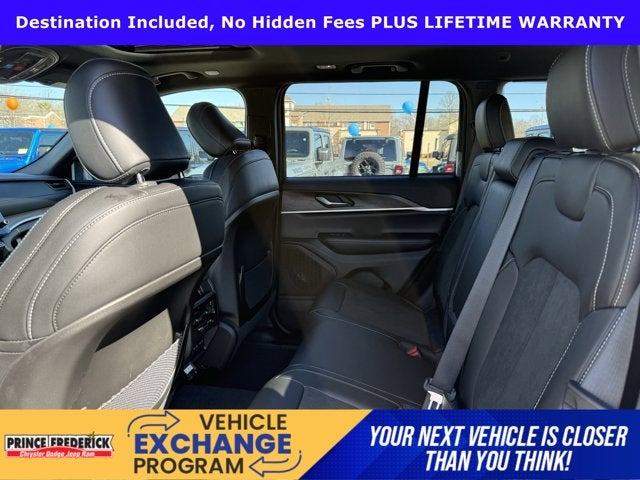 2026 Jeep Grand Cherokee GRAND CHEROKEE LAREDO ALTITUDE 4X4