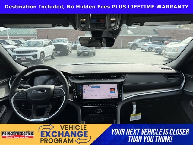 2026 Jeep Grand Cherokee GRAND CHEROKEE LAREDO ALTITUDE 4X4