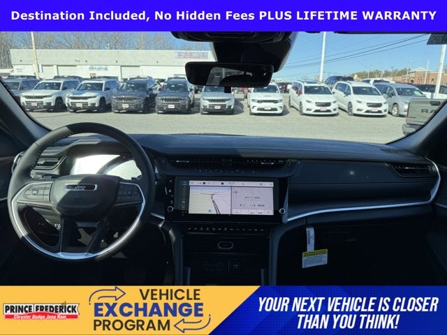 2026 Jeep Grand Cherokee GRAND CHEROKEE LAREDO ALTITUDE 4X4