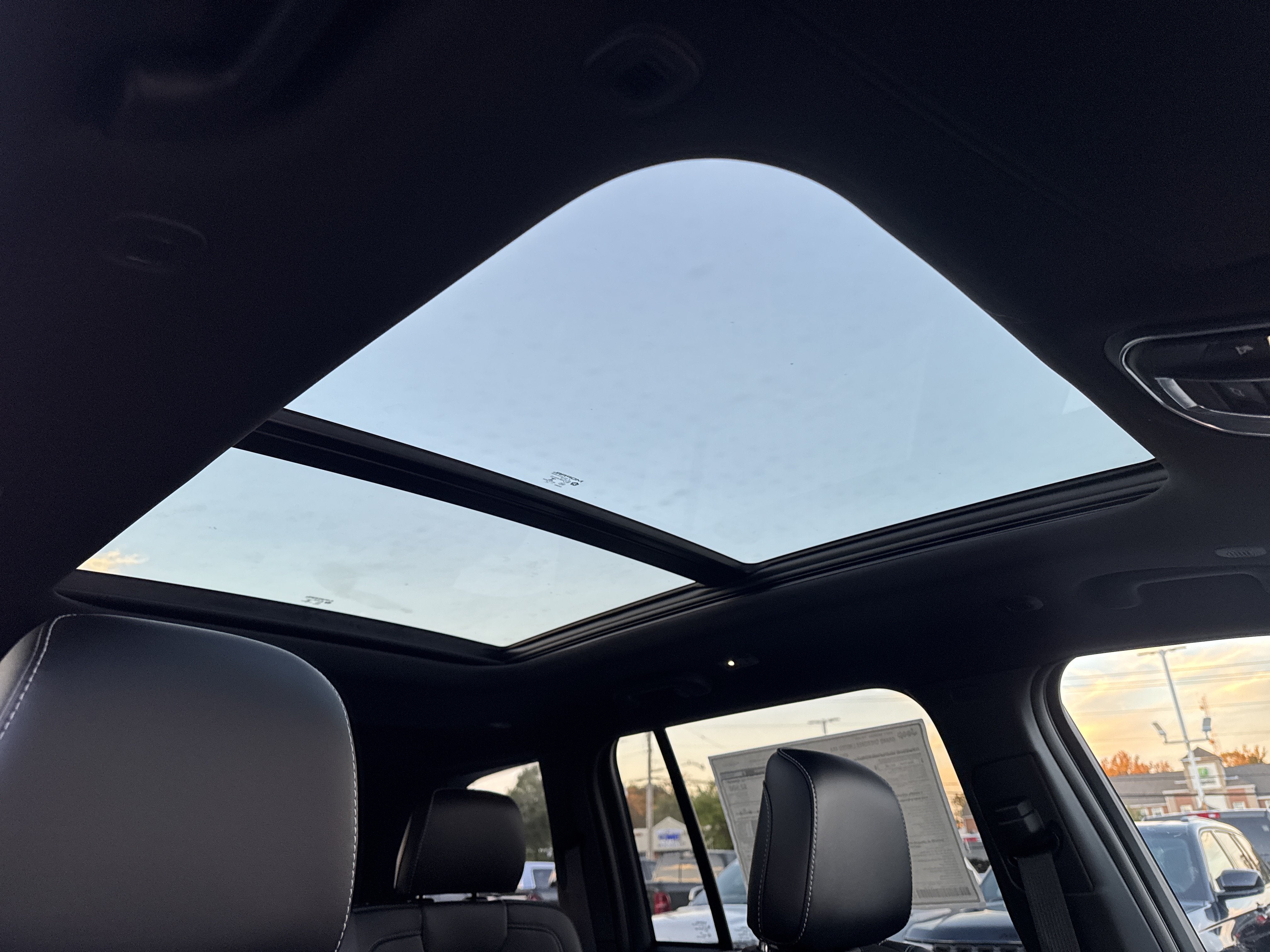 2027 Jeep Grand Cherokee GRAND CHEROKEE LIMITED 4X4