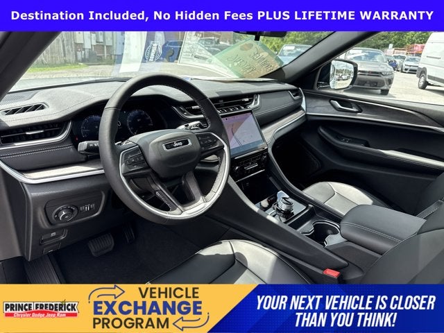 2025 Jeep Grand Cherokee GRAND CHEROKEE L LIMITED 4X4