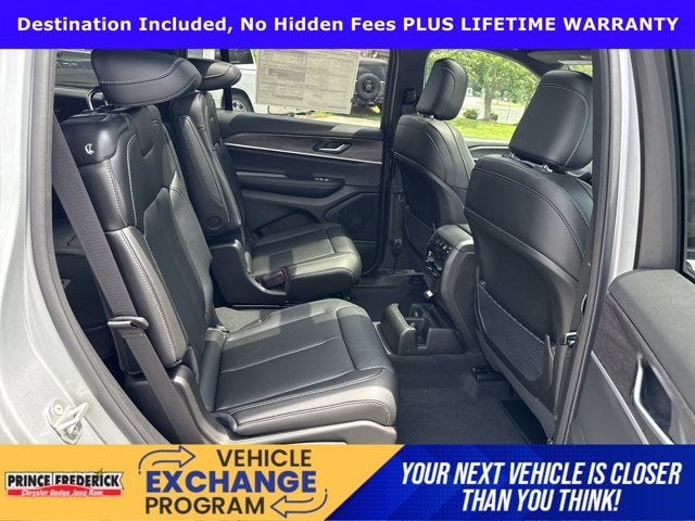 2025 Jeep Grand Cherokee GRAND CHEROKEE L LIMITED 4X4