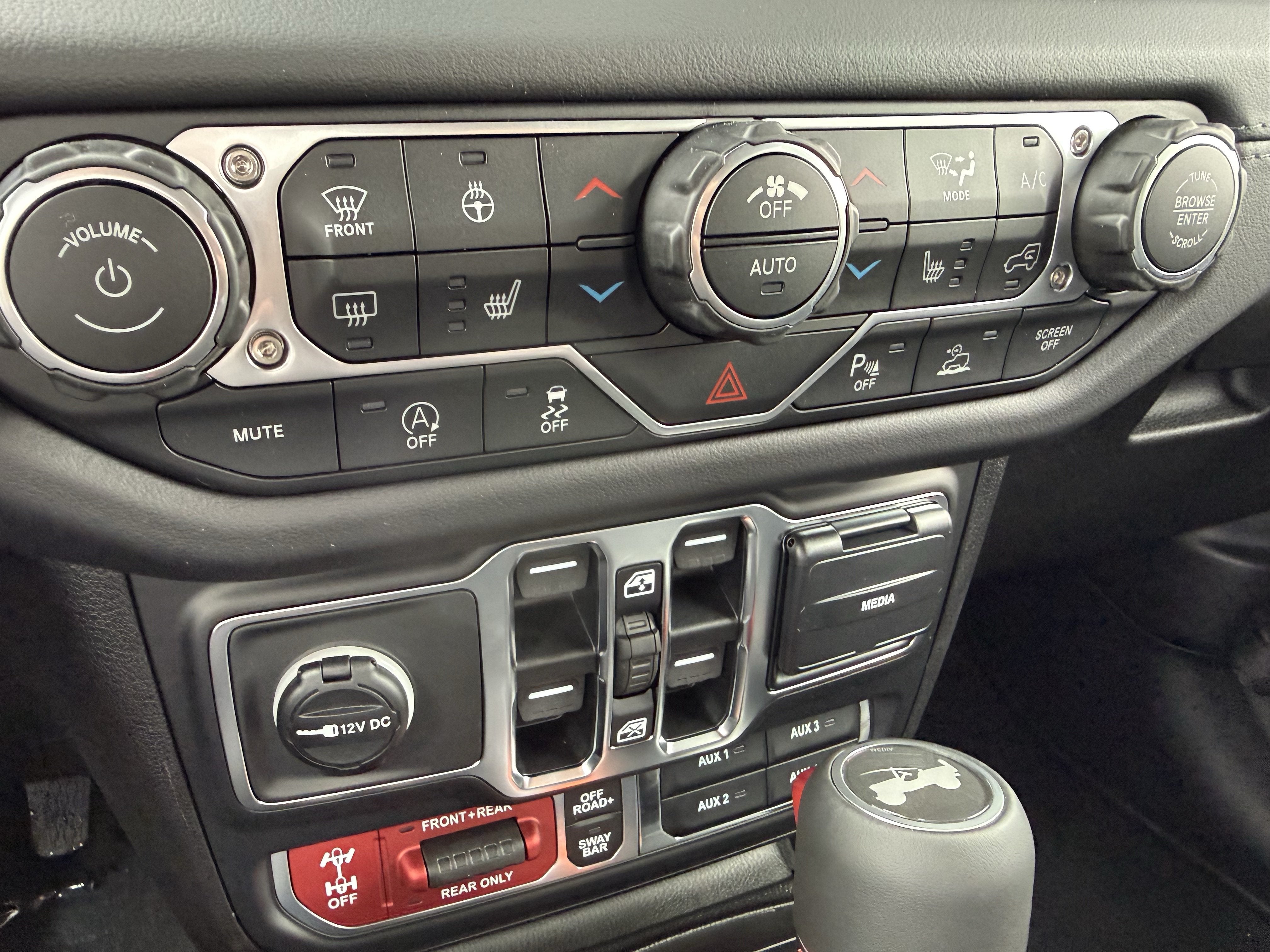 2027 Jeep Wrangler WRANGLER 4-DOOR RUBICON X