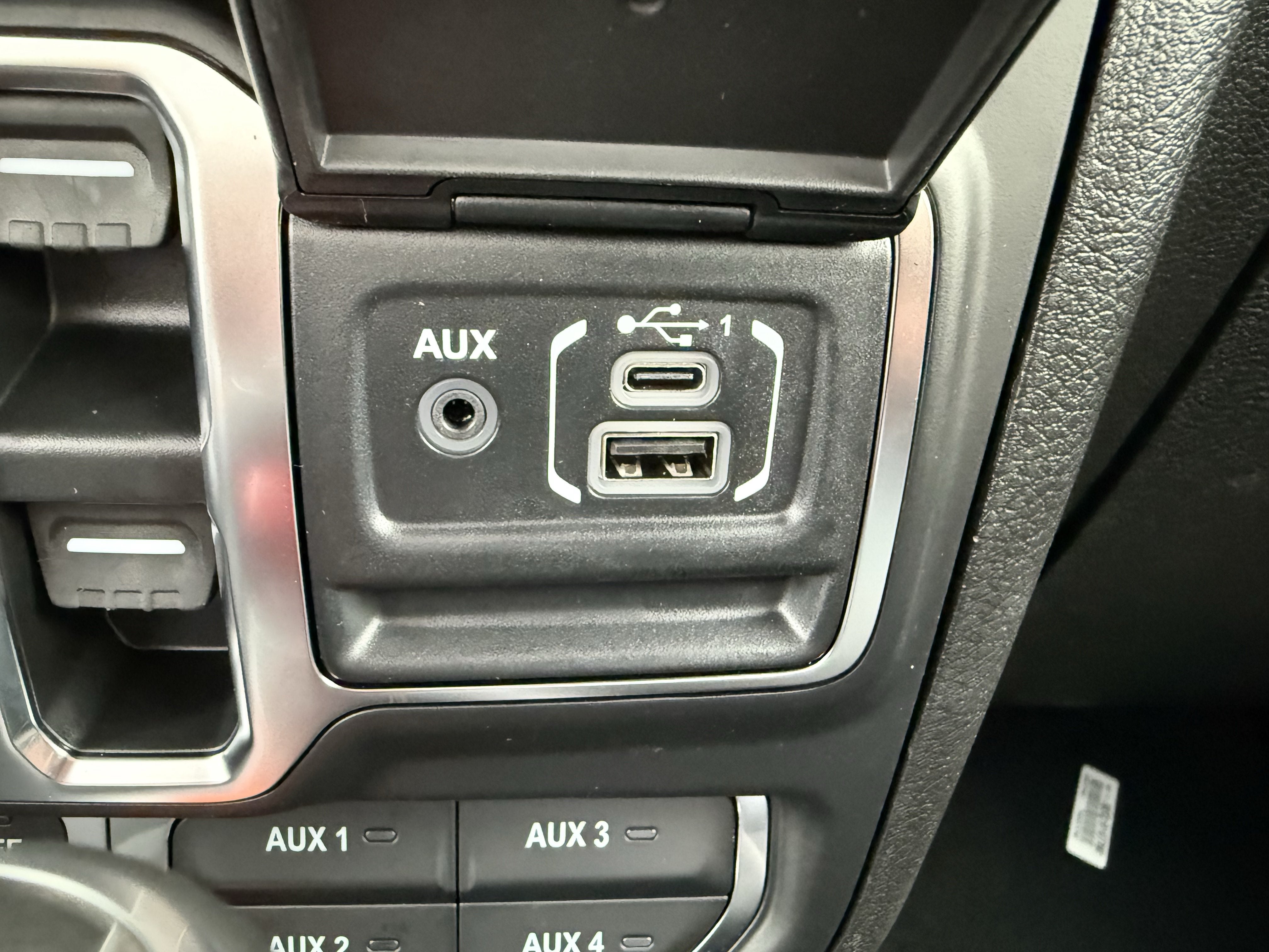 2027 Jeep Wrangler WRANGLER 4-DOOR RUBICON X