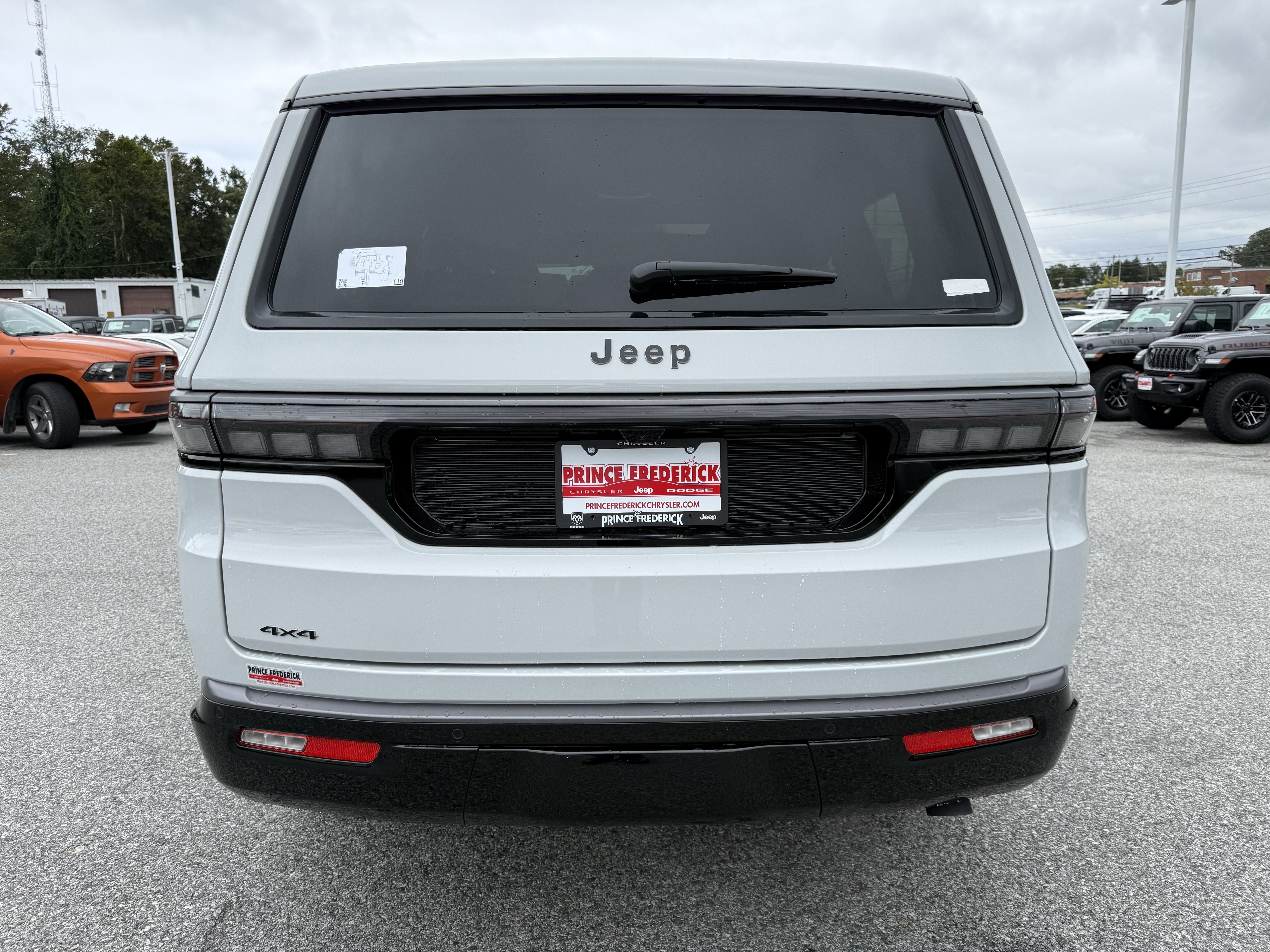 2026 Jeep Grand Wagoneer GRAND WAGONEER LIMITED RESERVE 4X4
