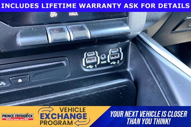 2019 RAM 1500 Big Horn/Lone Star Crew Cab 4x4 5'7' Box