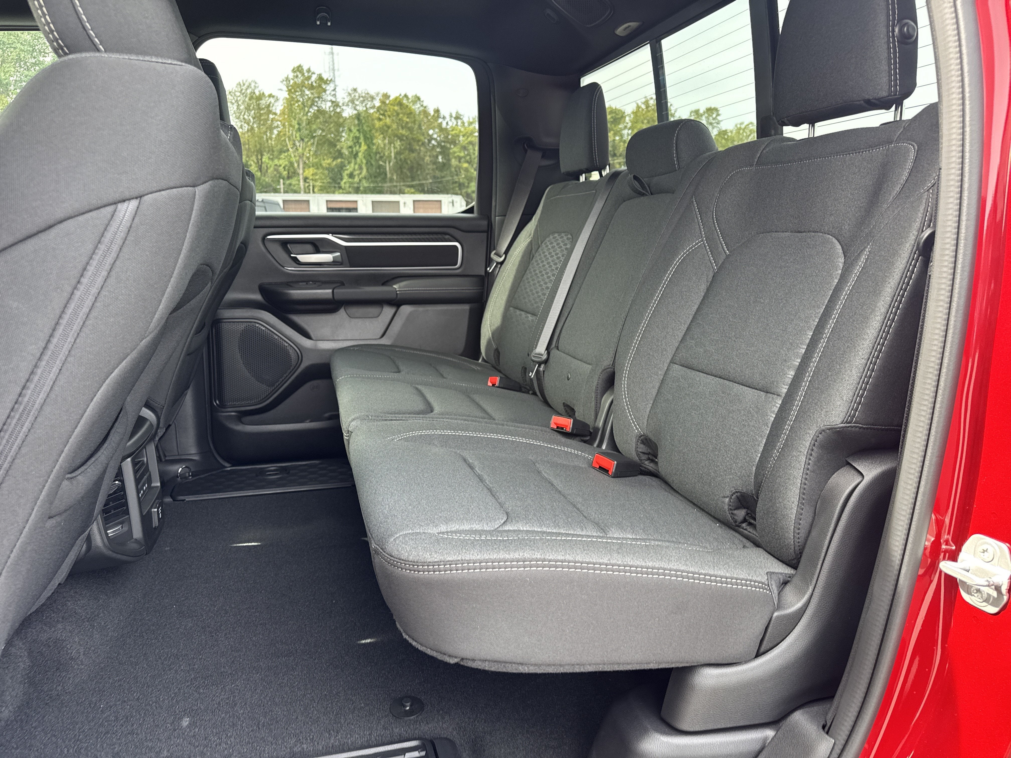 2027 RAM Ram 1500 RAM 1500 BIG HORN CREW CAB 4X4 5'7' BOX
