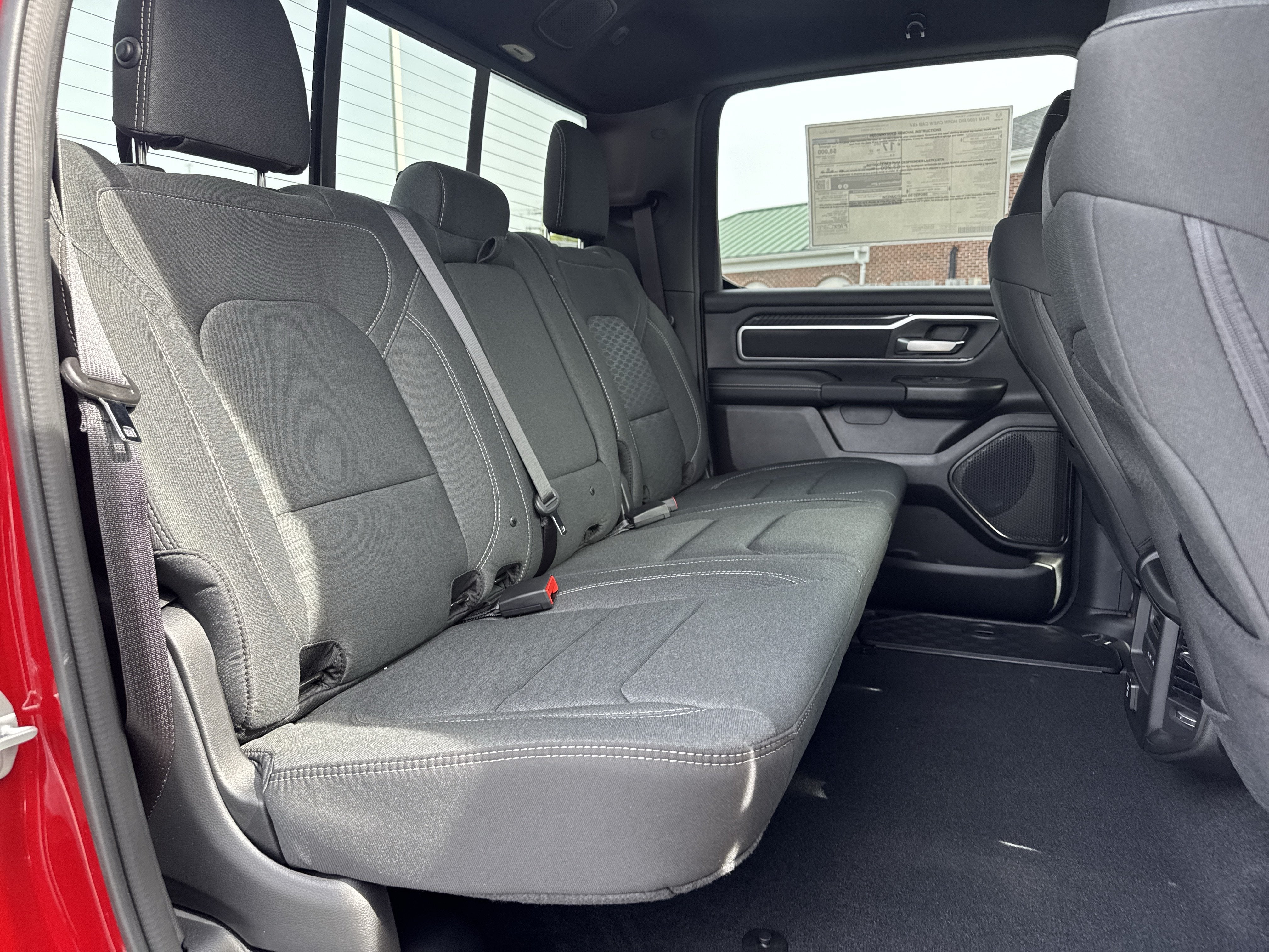 2027 RAM Ram 1500 RAM 1500 BIG HORN CREW CAB 4X4 5'7' BOX