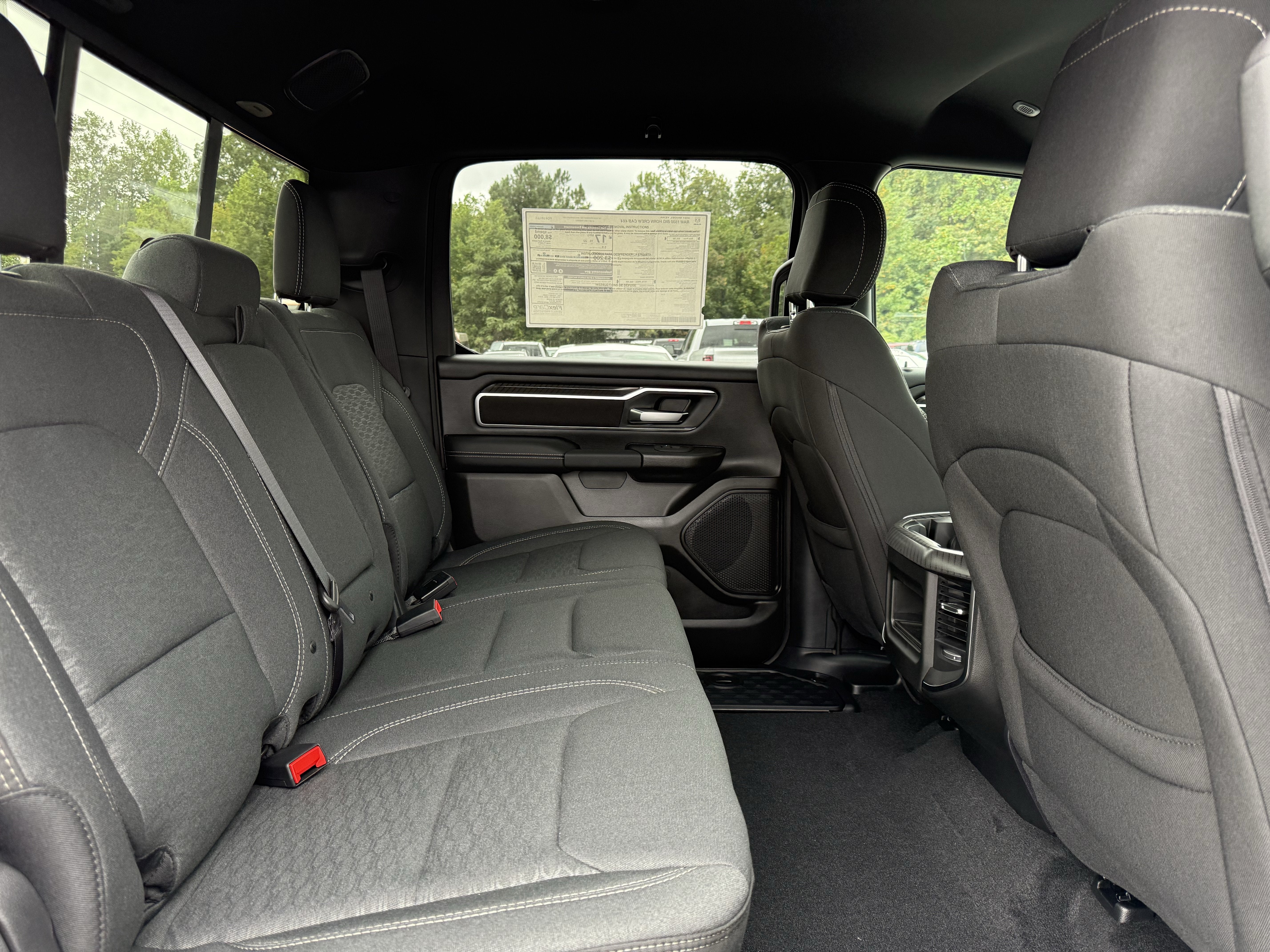 2027 RAM Ram 1500 RAM 1500 BIG HORN CREW CAB 4X4 5'7' BOX