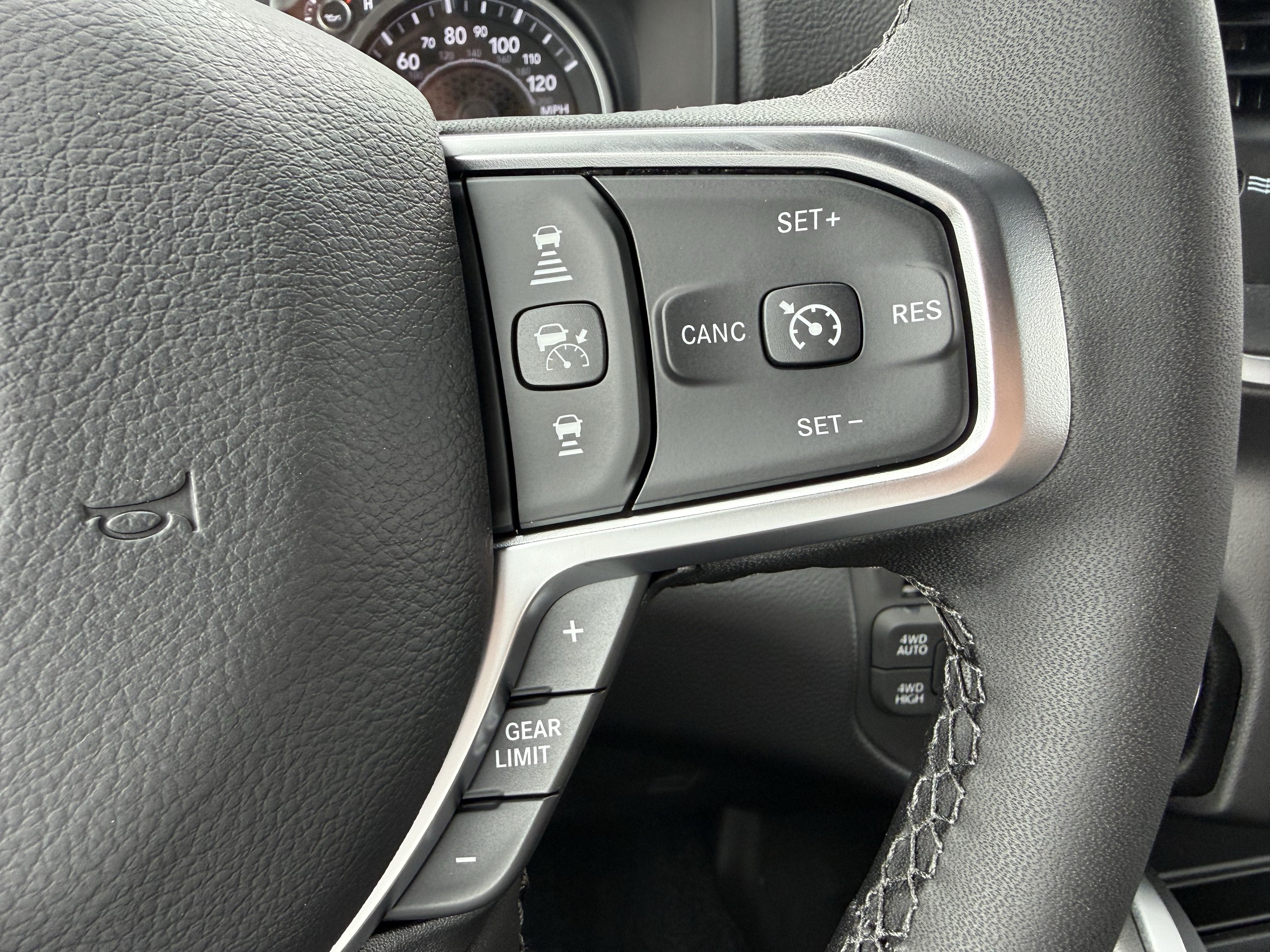 2027 RAM Ram 1500 RAM 1500 BIG HORN CREW CAB 4X4 5'7' BOX