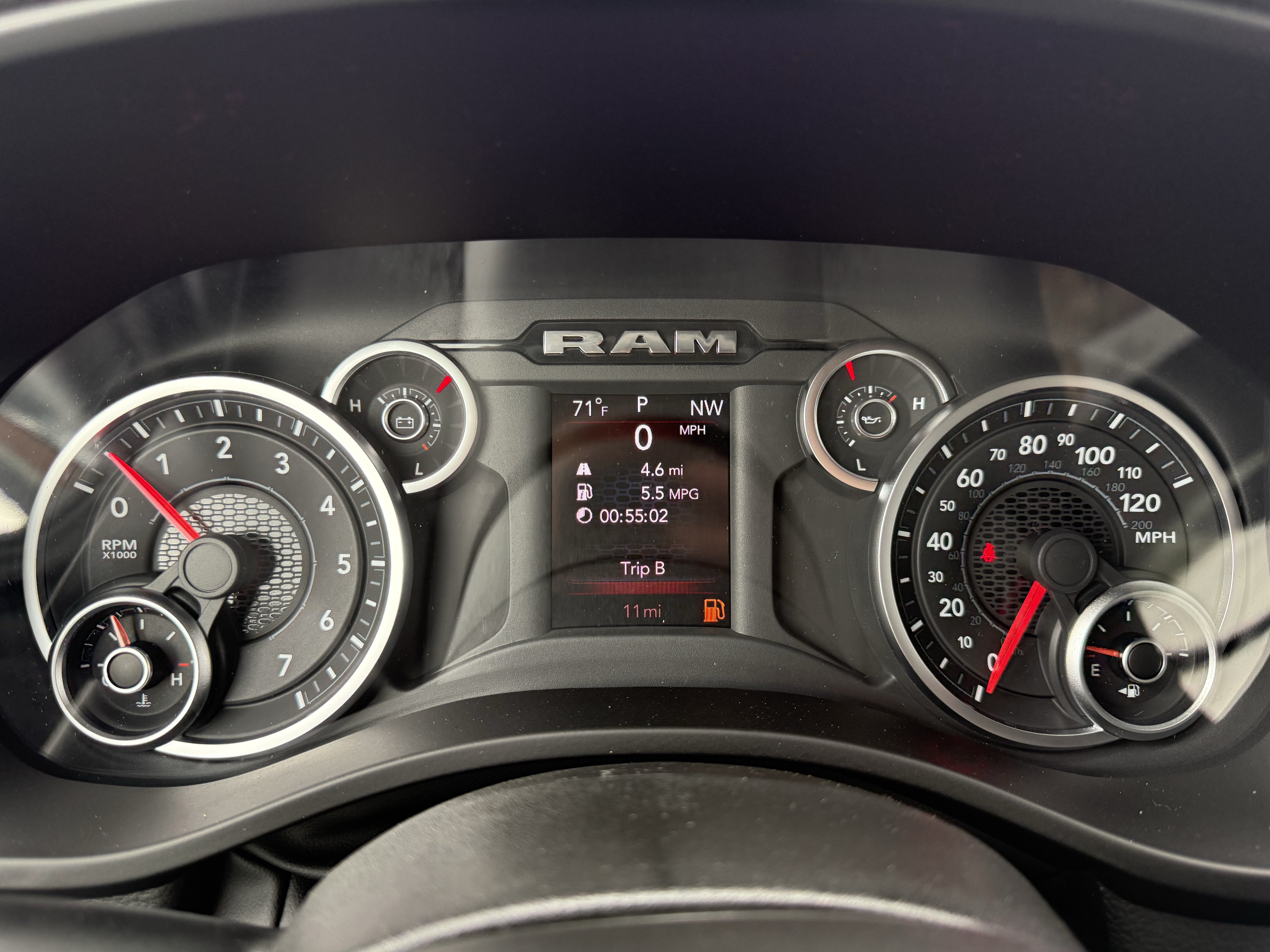2027 RAM Ram 1500 RAM 1500 BIG HORN CREW CAB 4X4 5'7' BOX