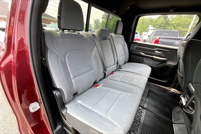 2021 RAM 1500 Big Horn Crew Cab 4x4 5'7' Box
