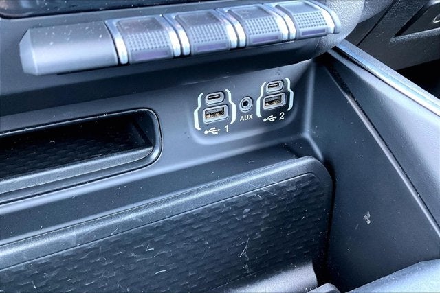 2020 RAM 1500 Big Horn Crew Cab 4x4 5'7' Box