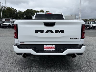 2027 RAM Ram 1500 RAM 1500 EXPRESS CREW CAB 4X4 5'7' BOX